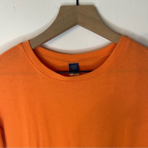Old Navy Active Girls Orange Outfit, Sz L 10/12 High-Rise Bike Shorts Ribbed Tee - Picture 3 of 12